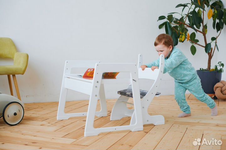 Растущий стол и стул детский