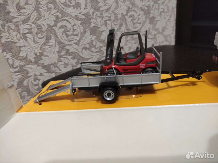 Mercedes-Benz Unimog (U300) + прицеп с карой