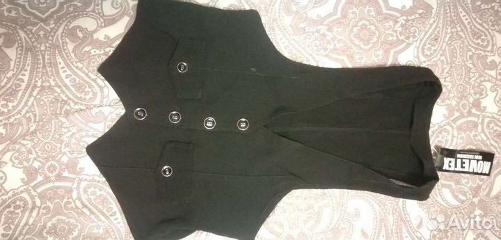 Блузки и жилет на девочку школьницу