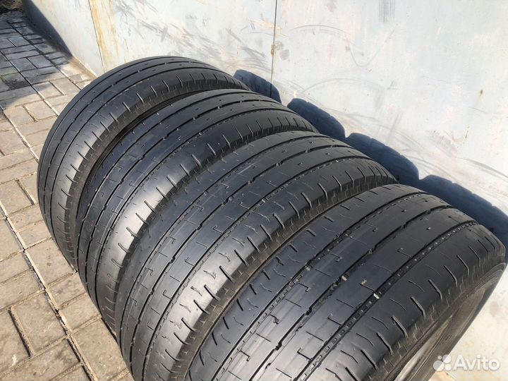 Nokian Tyres Hakka C2 215/65 R16C