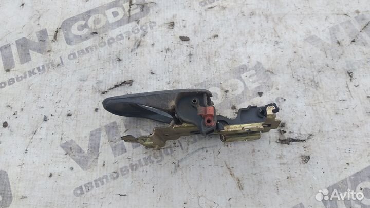 Ручка задней правой двери Kia Shuma 1