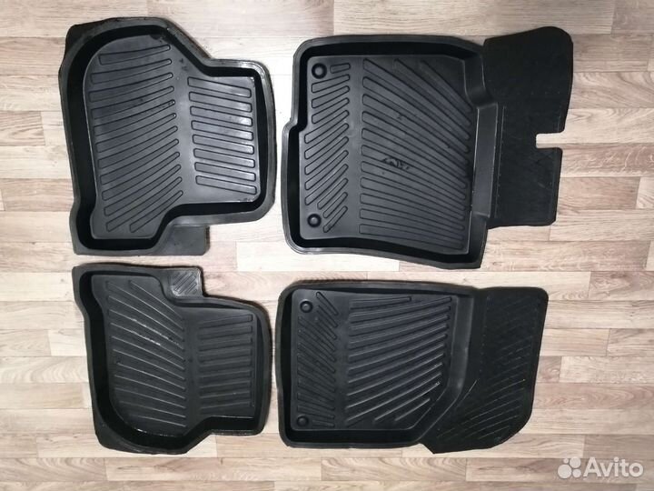 Коврики для Volkswagen Tiguan 1 (2010)