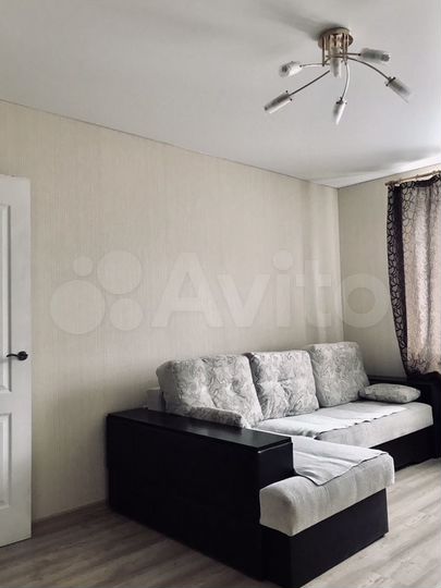 1-к. квартира, 42 м², 9/10 эт.