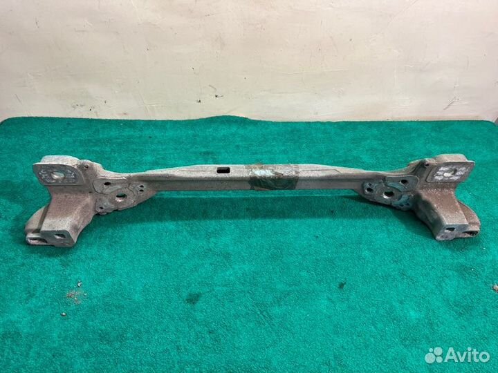 Балка подмоторная Audi A8 D3 2007
