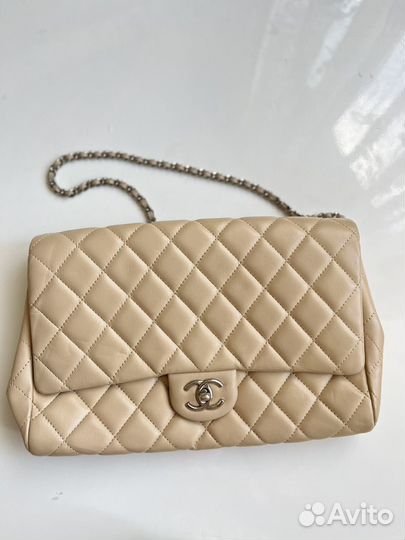 Продам сумку Chanel