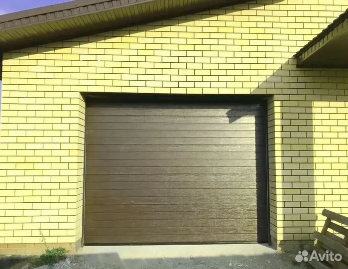 Секционные ворота в наличии