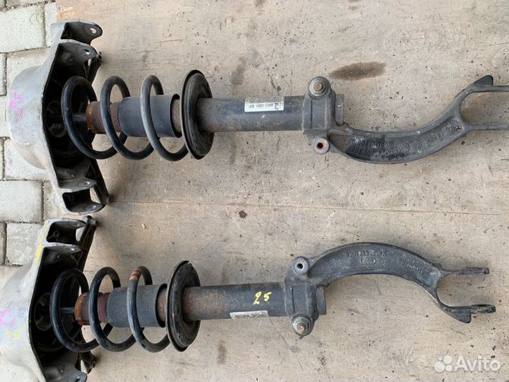 Стойка подвески передняя Audi A4 B8 1.8 RR4(CDH)