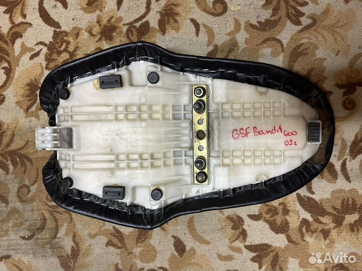 Сиденье Suzuki GSF Bandit 600/1200