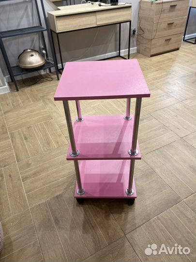 Косметологическая тележка на колесах