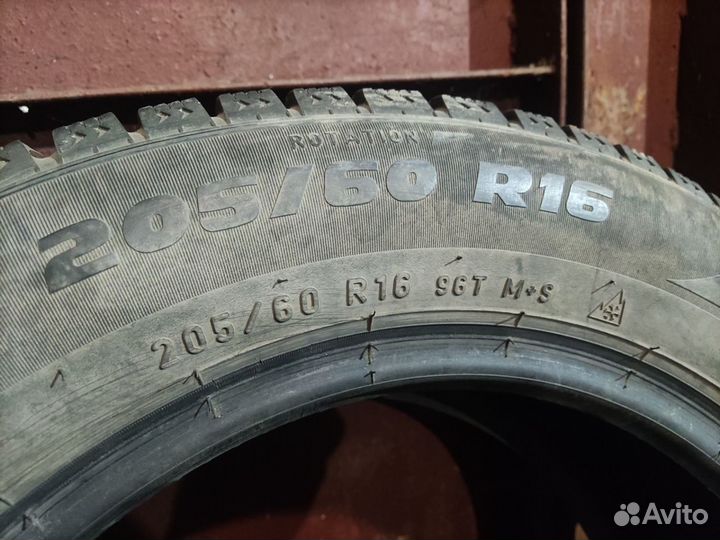 Pirelli Formula Ice 205/60 R16 96T