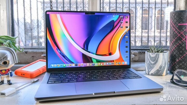 2022 года Apple MacBook Pro 15 дюймов M2 512gb
