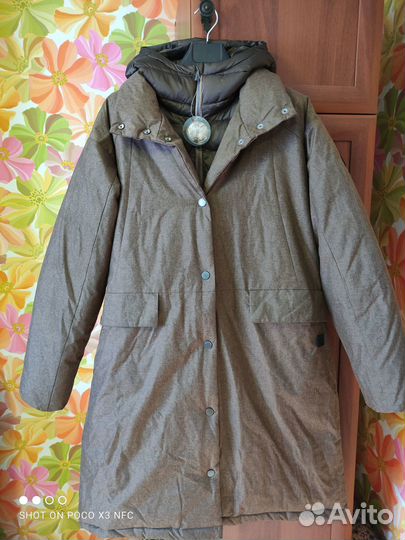 Продам женский пуховик размер 52
