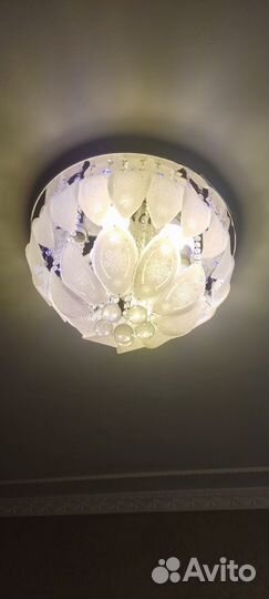 Светильник потолочный