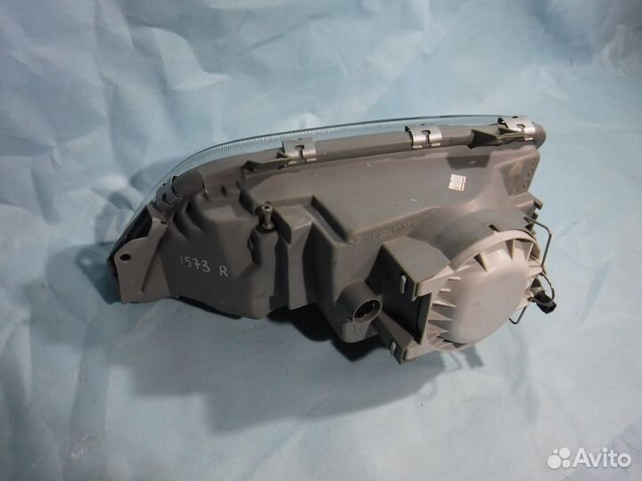 Фара правая Opel Omega A / Опель Омега А