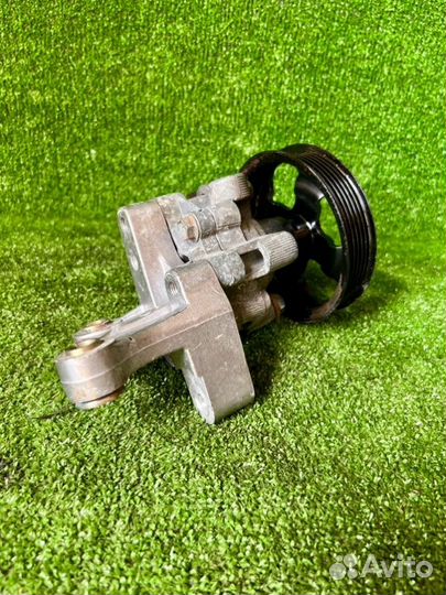 Насос Гур Toyota Celsior UCF31 3UZ-FE 2004