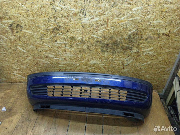 Бампер передний Opel Zafira A минивен Z16XE 2004