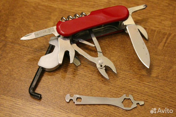 Wenger Evolution Biker 37