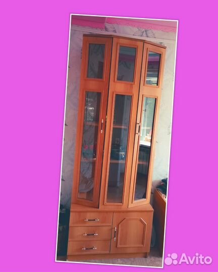 Шкаф сервант