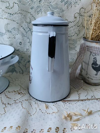 Кофейник эмалированный