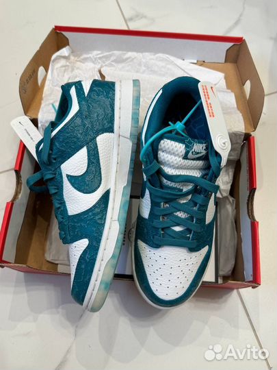 Кроссовки Nike Dunk low женские