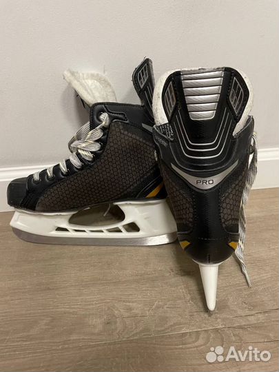 Хоккейные коньки bauer