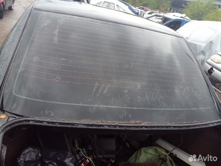 Заднее ветровое стекло Приора седан