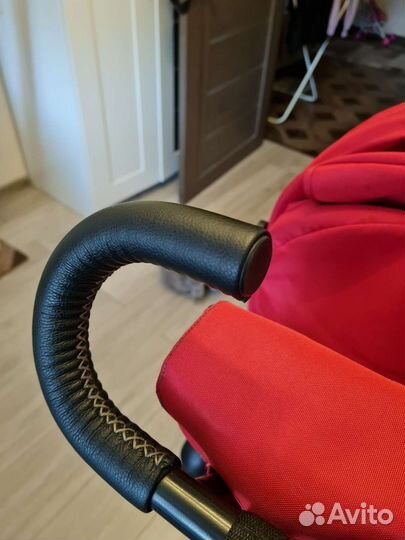 Велосипед коляска с ручкой Bentley