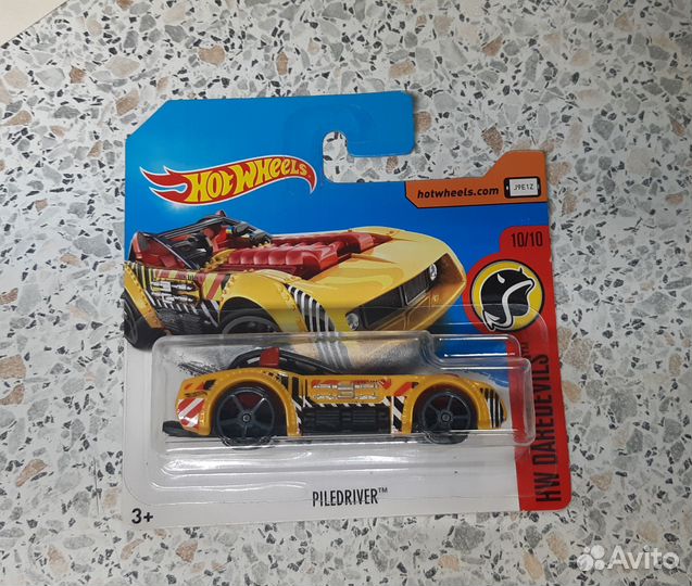 Модель Hot Wheels Piledriver