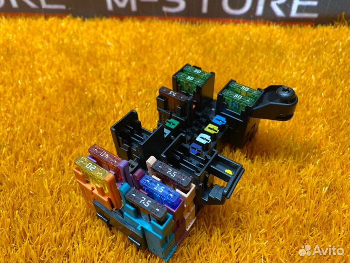 Блок предохранителей Mercedes-Benz C-Class W203