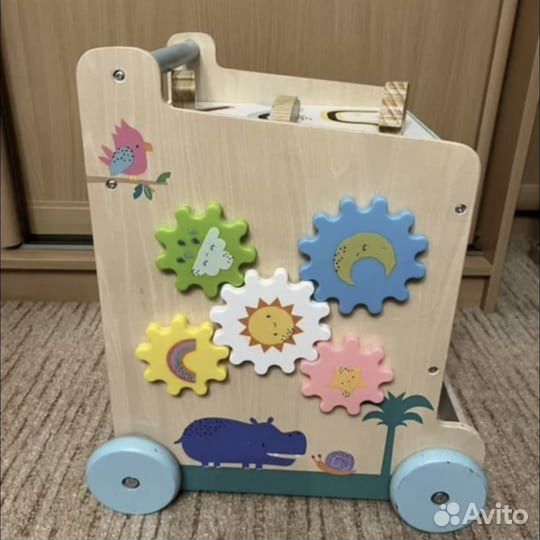Тележка для первых шагов