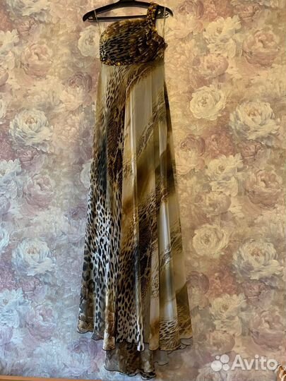 Вечернее платье в пол, принт змея шикарная 44 р