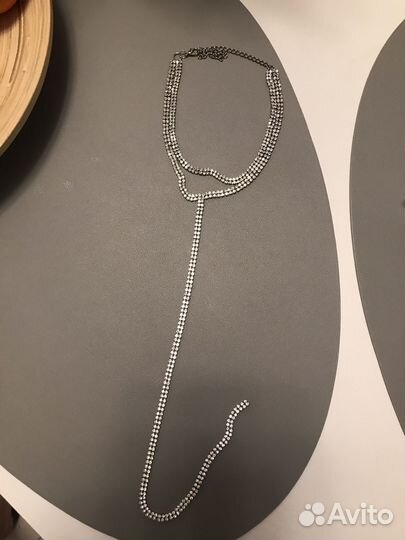 Чокер из страз на шею