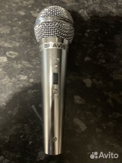 Микрофон Bravis