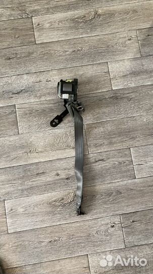 Ремень безопасности правый передний акцент