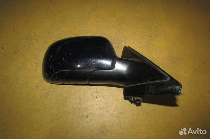 Зеркало правое Audi A6 C4