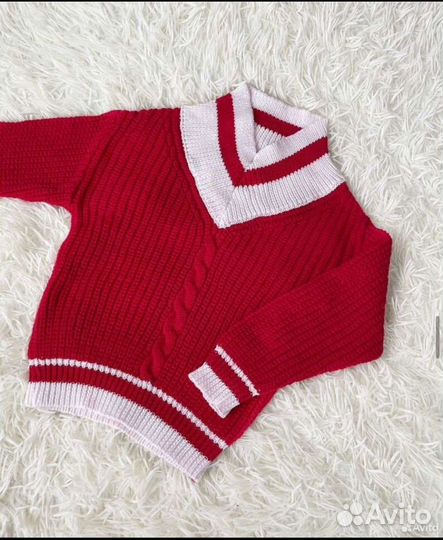 Свитер новый детский