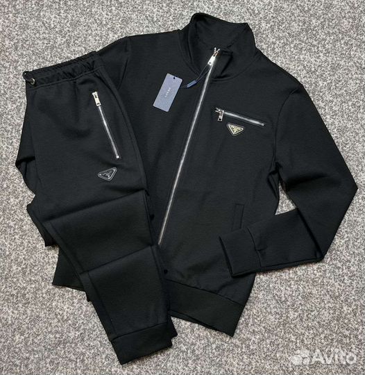 Спортивный костюм мужской