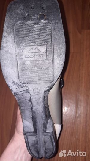 Лыжные ботинки 36 размер