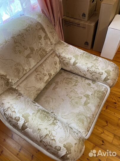 Диван и 2 кресла