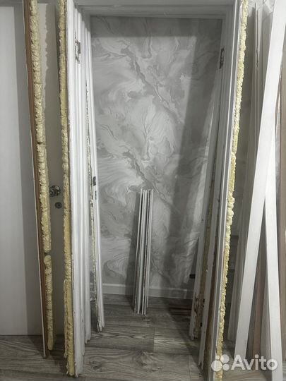 Три двери с коробкой 80 на 200