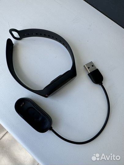 Фитнес браслет xiaomi mi band 4