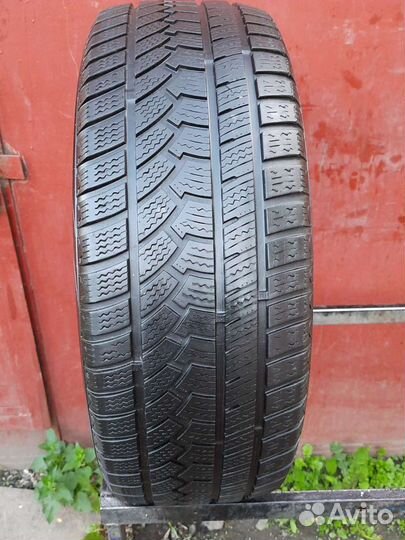 Ovation W-586 235/55 R18 104H