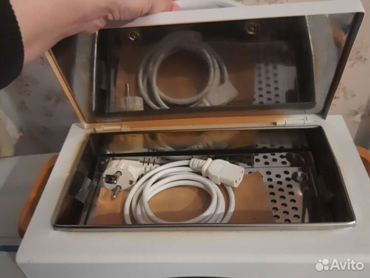 Стерилизатор для маникюрных инструментов