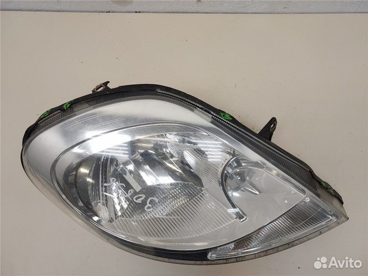 Фара (передняя) Opel Vivaro, 2008
