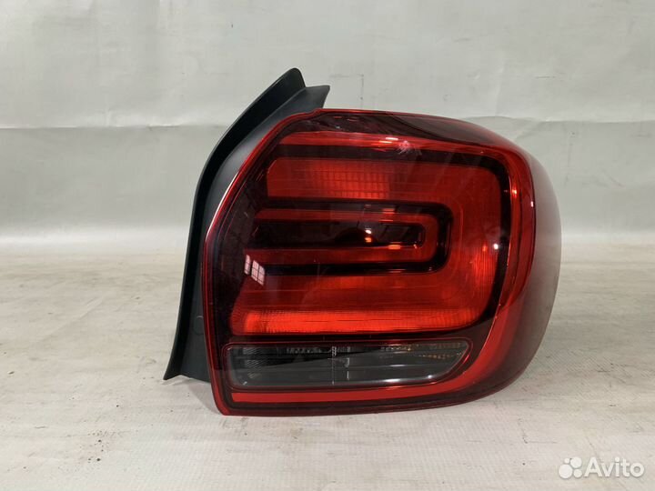 Renault Logan 18-Фонарь правый