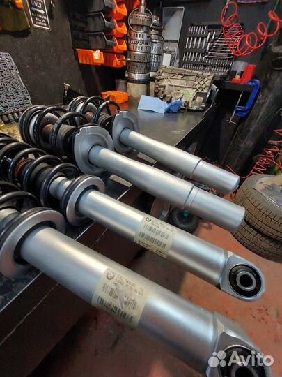 Амортизаторы задние BMW E60 E61