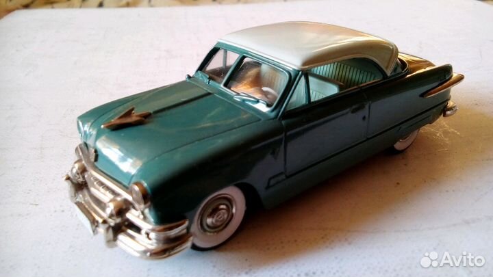 Модели машинок Brooklin Models 1:43 англия