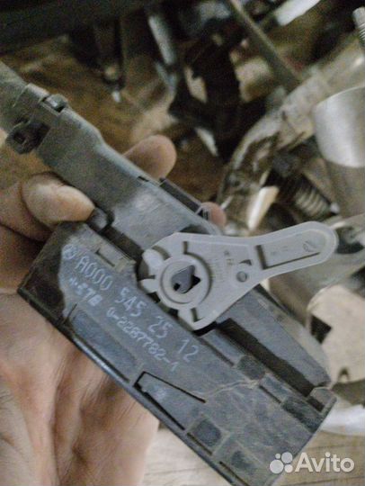 Проводка двигателя Mercedes-Benz E-Class W213