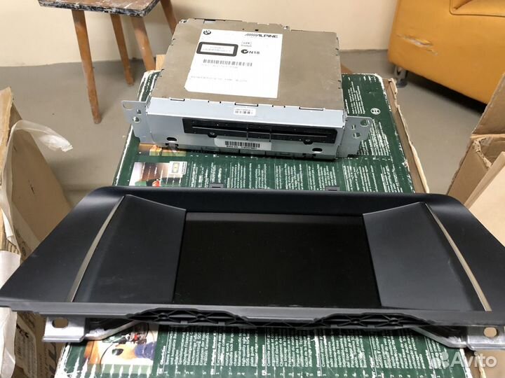 Монитор и CD привод от BMW F 10 2013г в отличном с