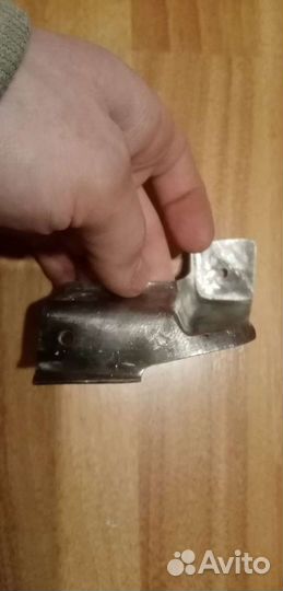 Mercedes w124 крепления защиты кпп, локеров бампер